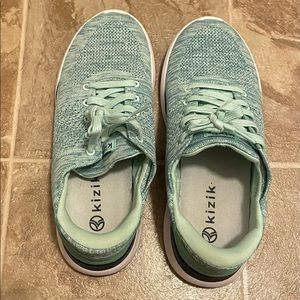 Spearmint green Kizik Sneakers